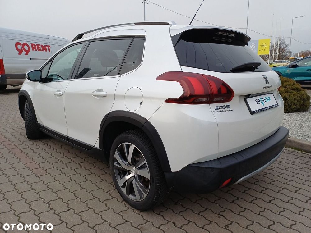 Peugeot 2008 - 4
