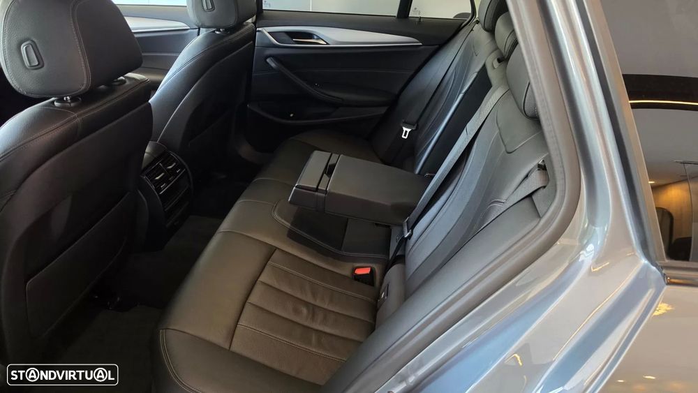 BMW 530 d xDrive Line Luxury Auto - 52