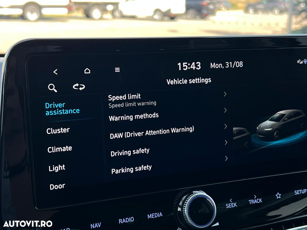 Hyundai i30 1.5 T-GDI 48V-Hybrid DCT Advantage - 29