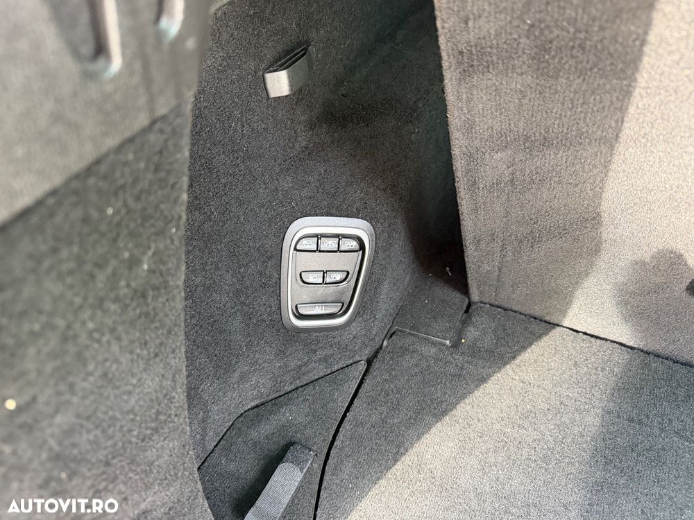 Renault Espace BLUE dCi 200 EDC INITIALE PARIS - 24