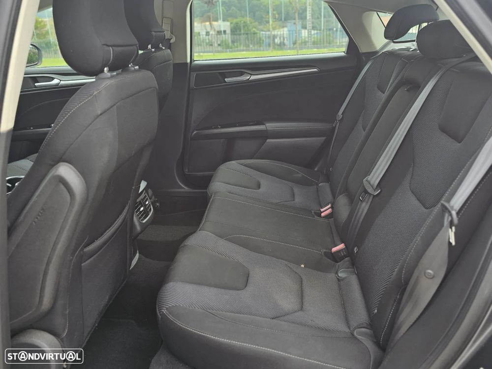 Ford Mondeo - 18
