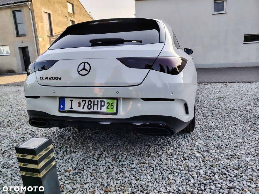 Mercedes-Benz CLA 200 d 8G-DCT AMG Line - 10
