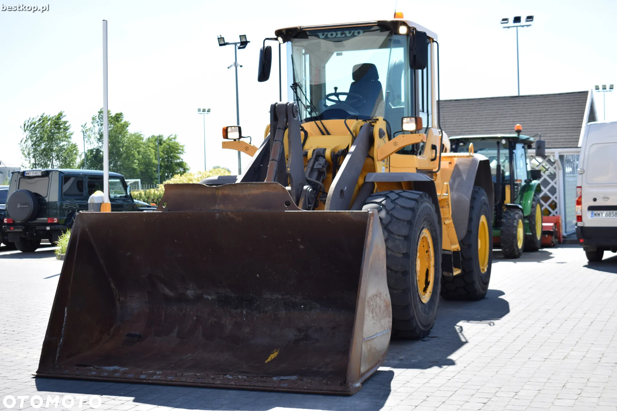 Volvo L90F - 14