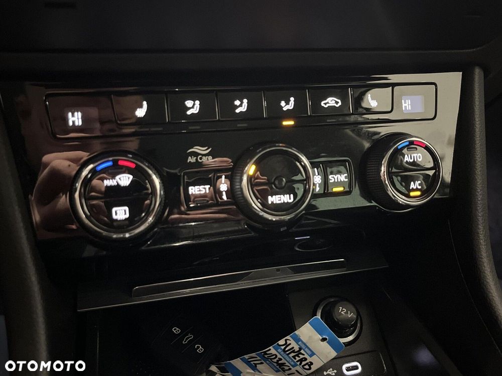 Skoda Superb 1.5 TSI Ambition DSG - 22