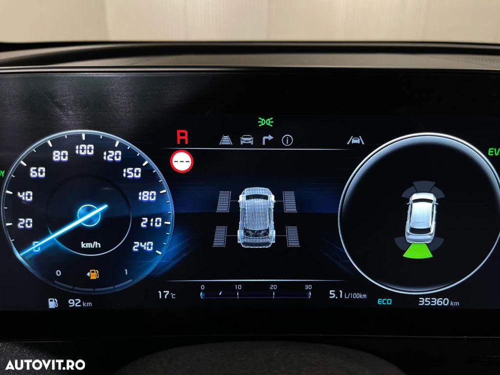 Kia Sportage 1.6 T-GDI PHEV 6AT 4x4 Business Line - 34