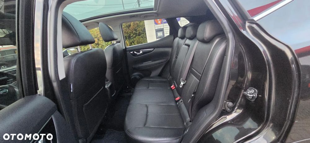 Nissan Qashqai 1.6 dCi 4 x 4 DPF Start/Stop tekna - 31