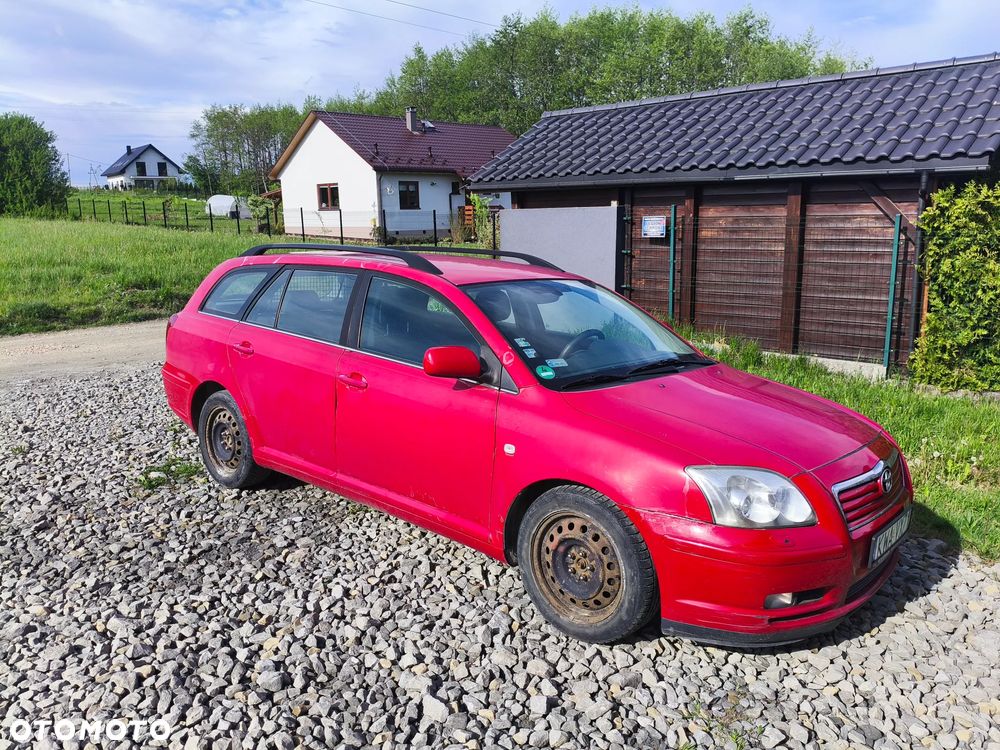 Toyota Avensis 1.8 VVT-i Combi - 1