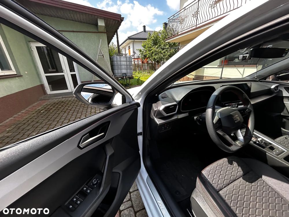 Seat Leon 1.5 eTSI FR DSG - 8