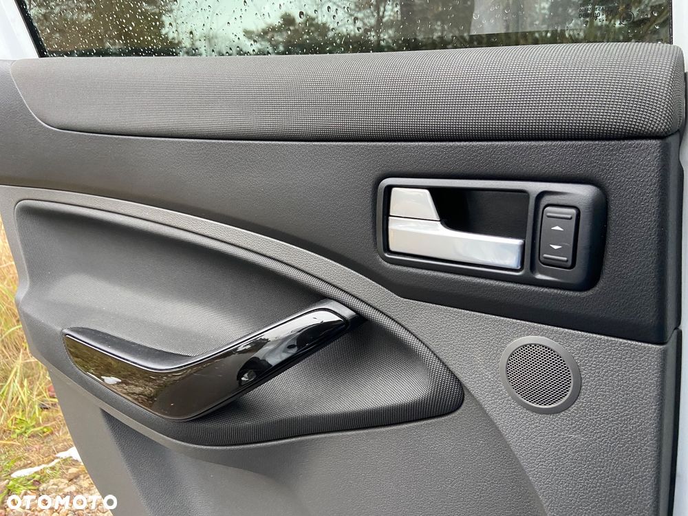 Ford Kuga 2.0 TDCi Titanium - 27