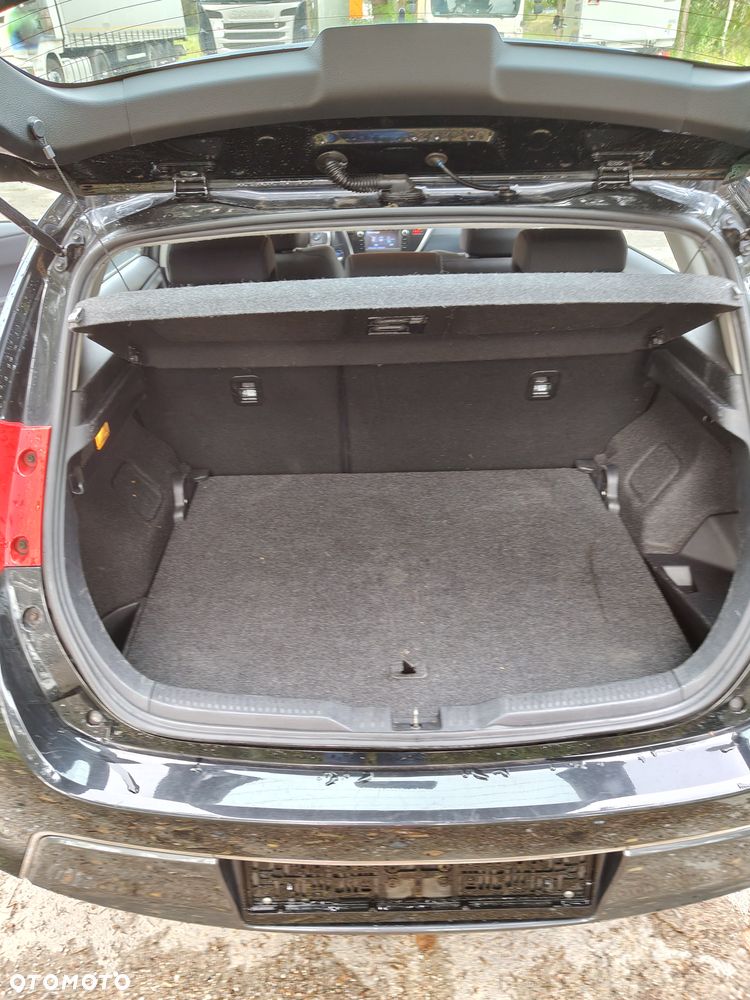 Toyota Auris 1.8 HSD Luna - 6