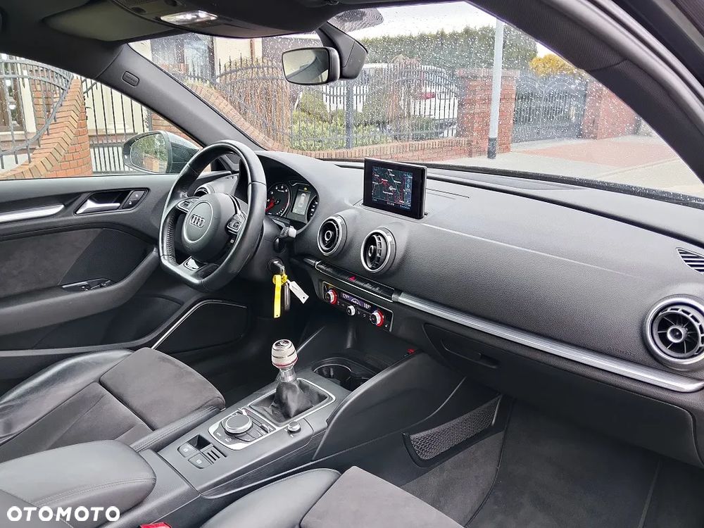 Audi A3 3-drzwiowe 1.4 TFSI S line Sportpaket - 14