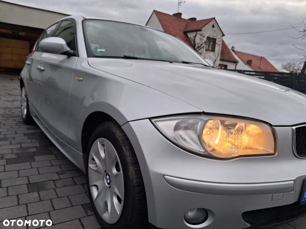 BMW Seria 1 118d - 26