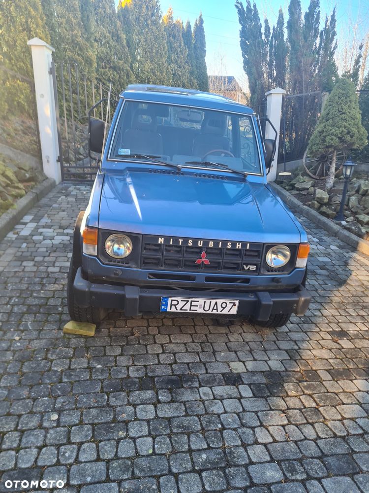 Mitsubishi Pajero ver-3-0i-v6 - 1