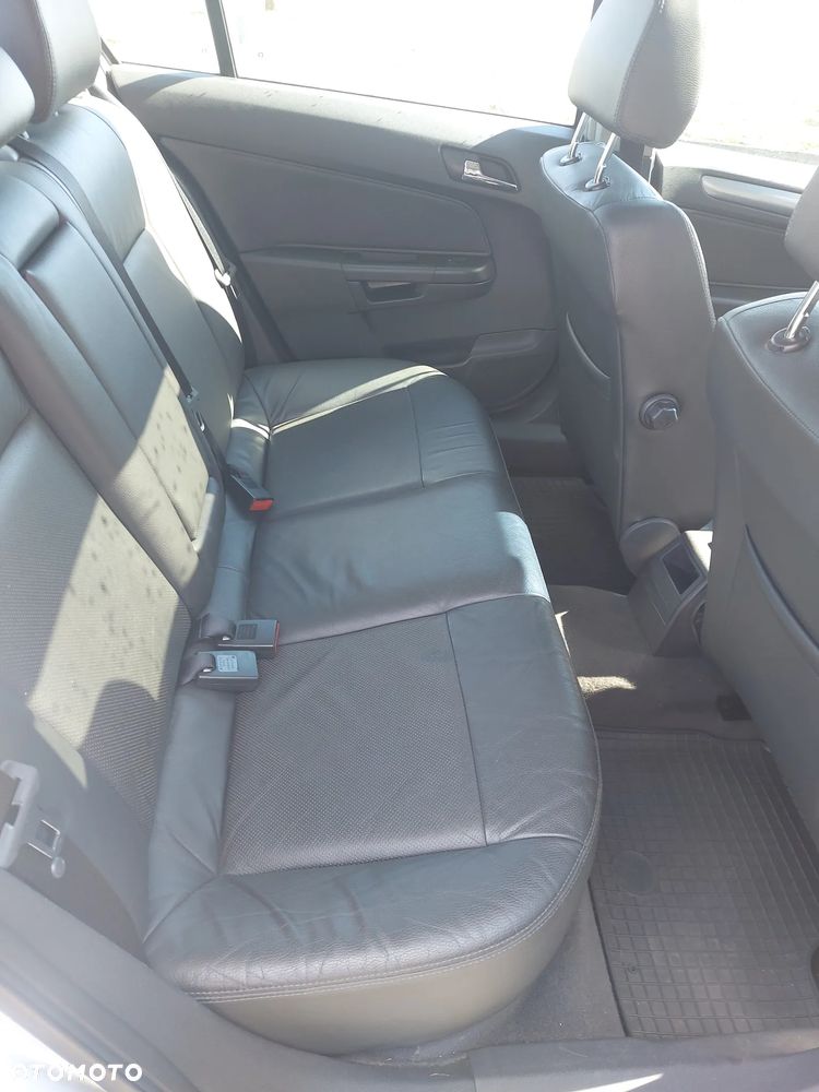 Opel Astra 1.3 CDTI Cosmo - 19