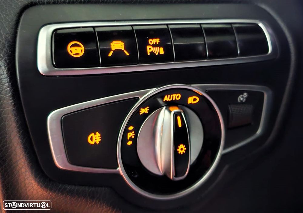 Mercedes-Benz GLC 220 d 4Matic 9G-TRONIC AMG Line - 19