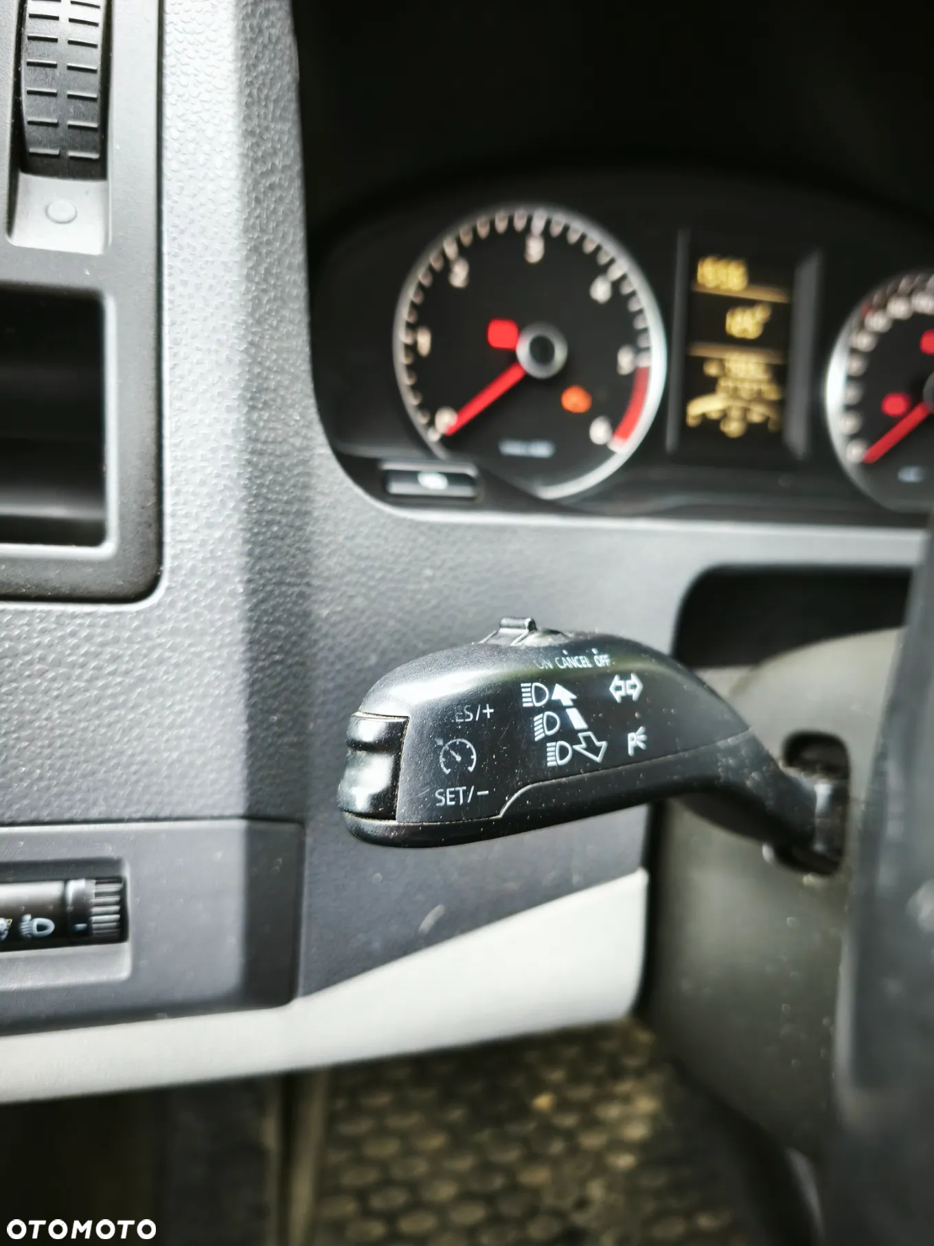 Volkswagen Transporter - 14