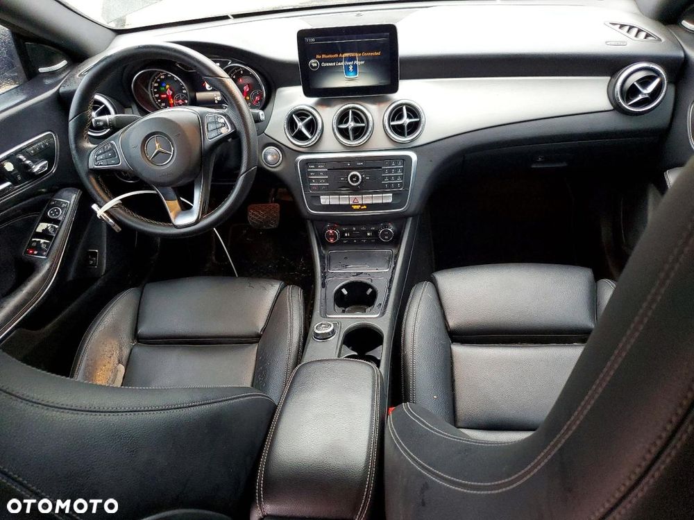 Mercedes-Benz CLA 250 4Matic 7G-DCT - 7