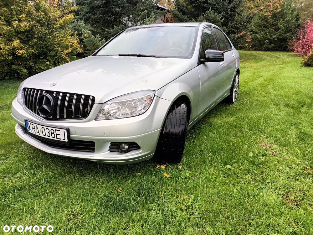 Mercedes-Benz Klasa C 200 7G-TRONIC Edition - 3