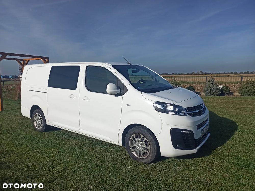 Opel Vivaro - 1