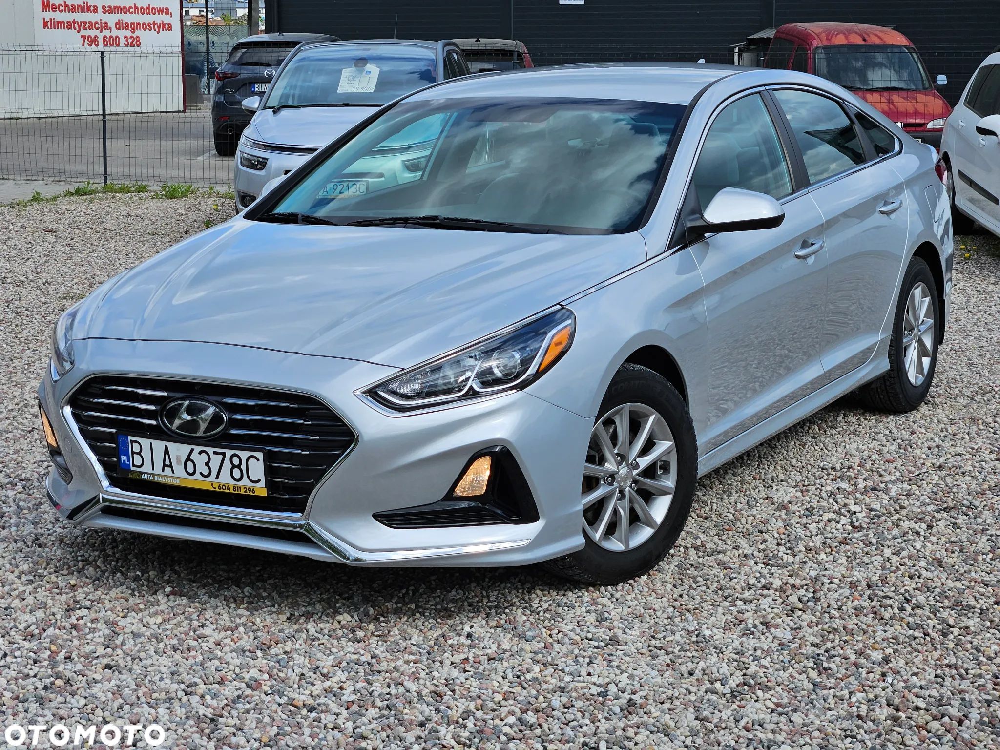 Hyundai Sonata - 1