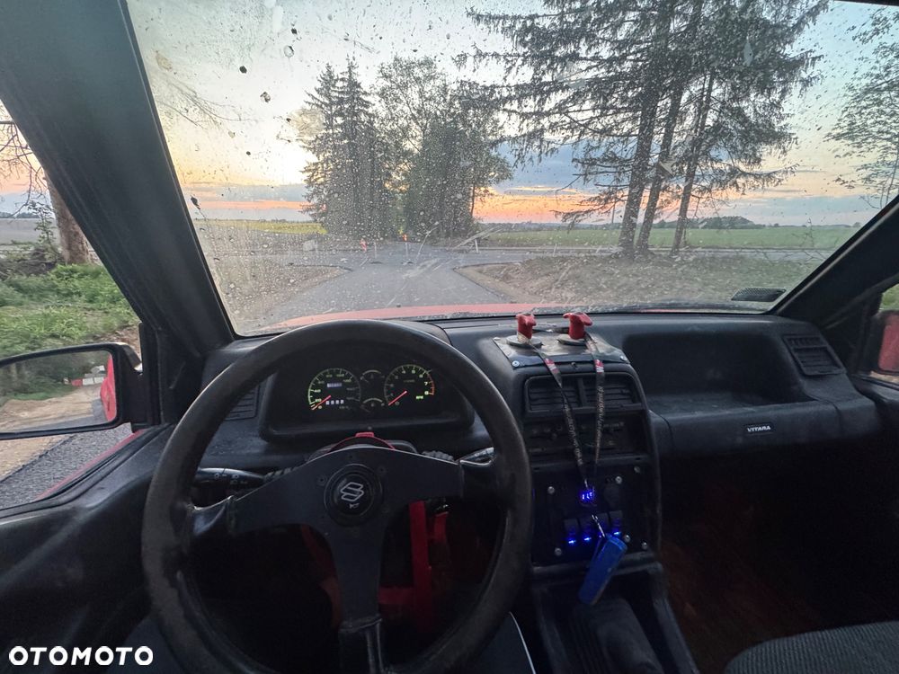 Suzuki Vitara 1.6 JLX Metal Top - 10