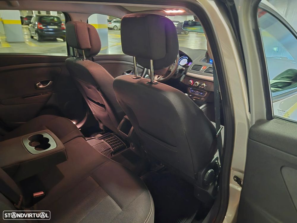 Renault Mégane Sport Tourer 1.5 dCi Dynamique - 30