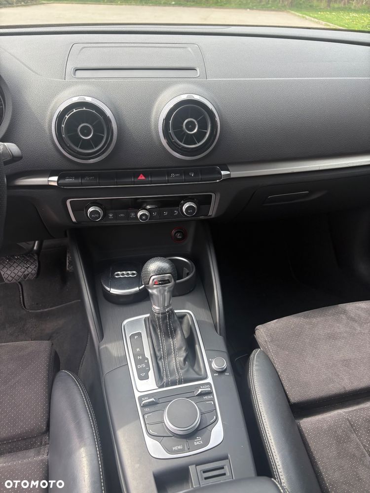 Audi A3 Sportback 2.0 TDI S tronic sport - 16