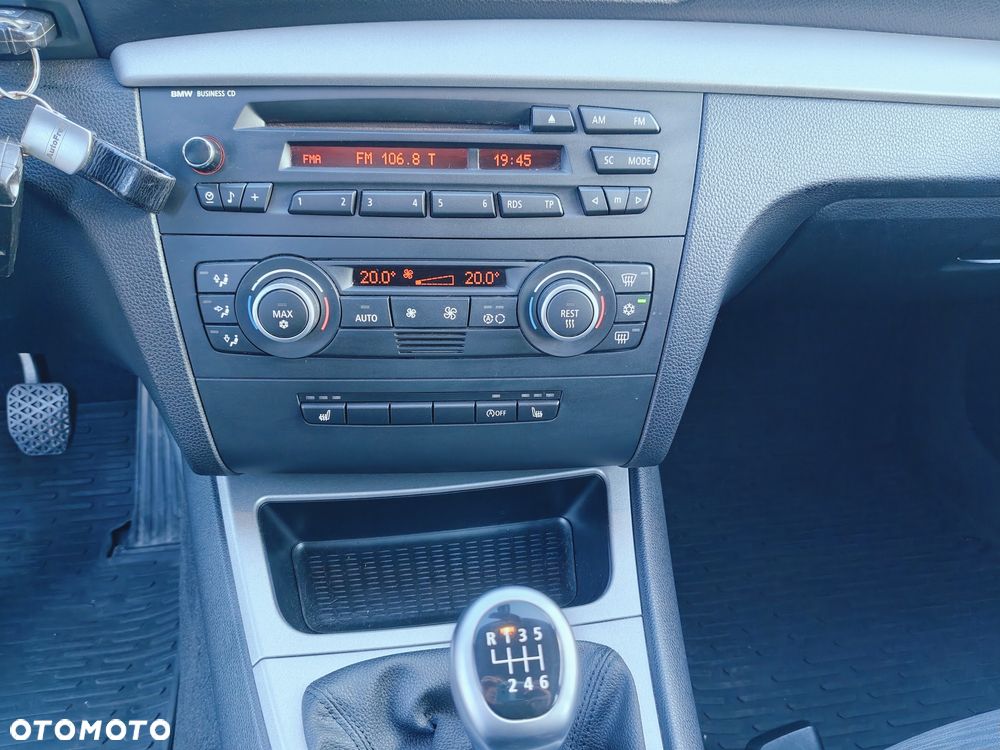 BMW Seria 1 - 18