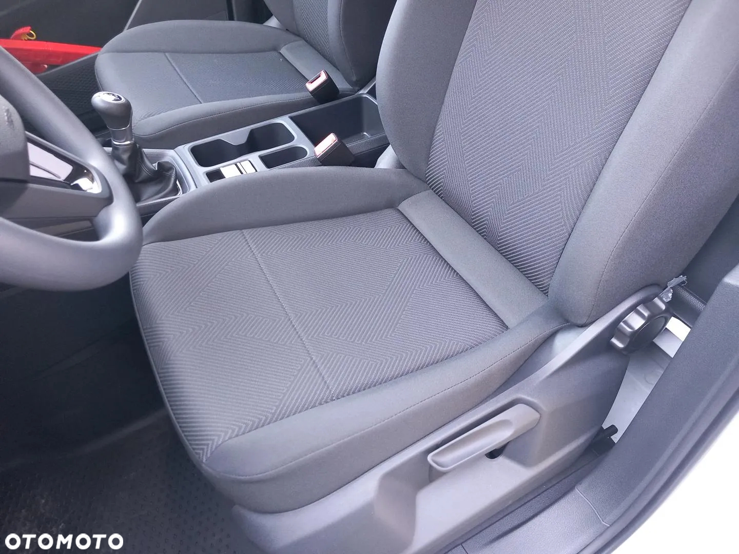 Ford Transit Connect - 12