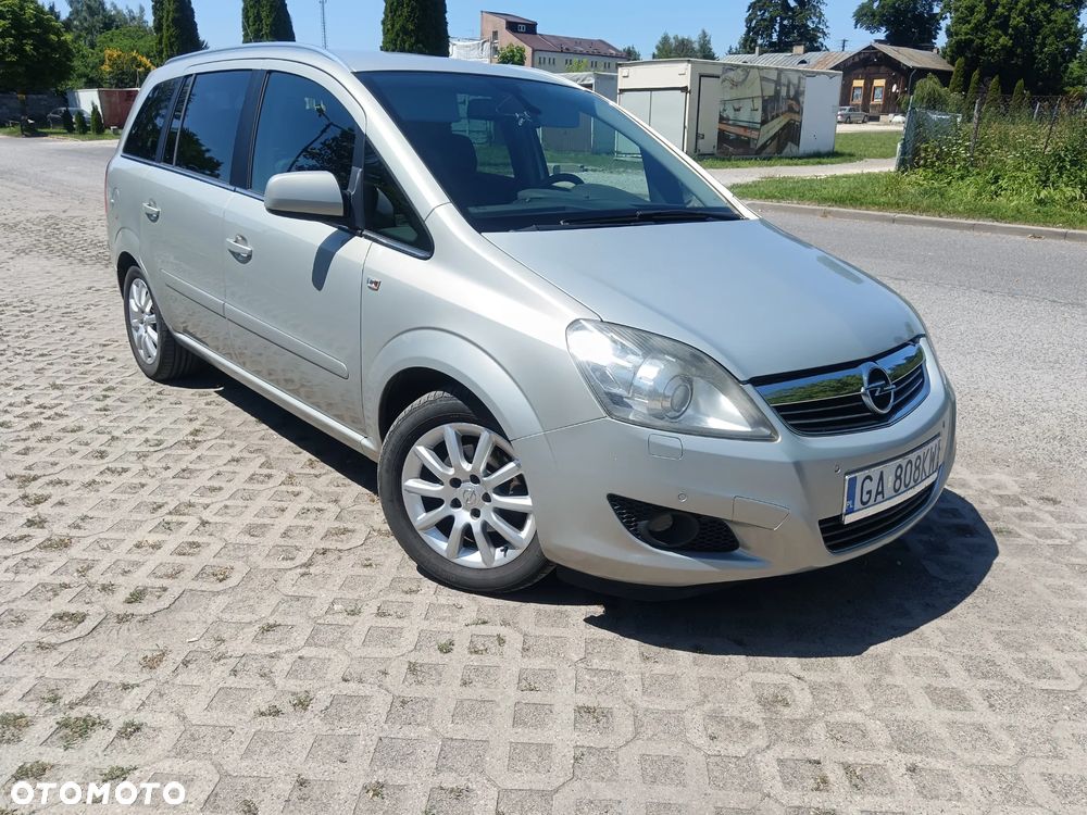 Opel Zafira 1.8 Innovation 110 Jahre - 4
