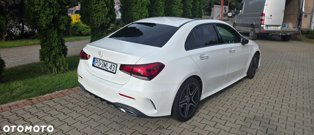Mercedes-Benz Klasa A 200 AMG Line 7G-DCT - 3