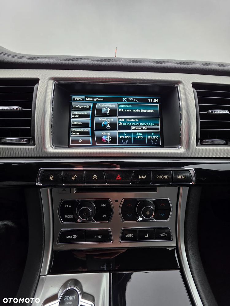 Jaguar XF 3.0 T AWD Classic - 22