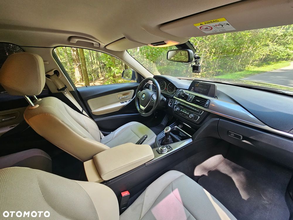 BMW Seria 3 318d Modern Line - 16