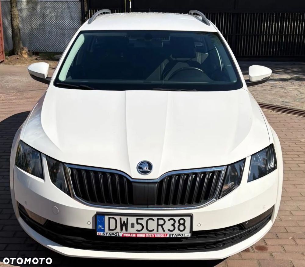 Skoda Octavia 1.4 TSI Ambition - 9