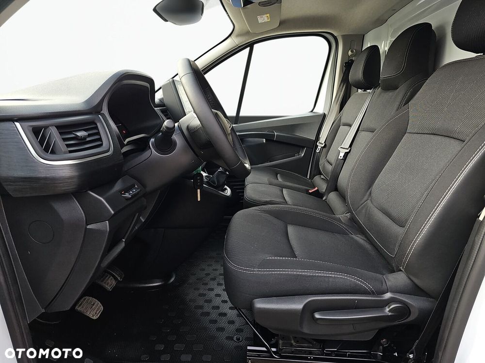 Renault Trafic - 17