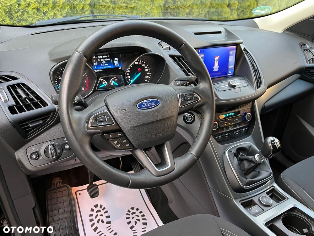 Ford Kuga - 15