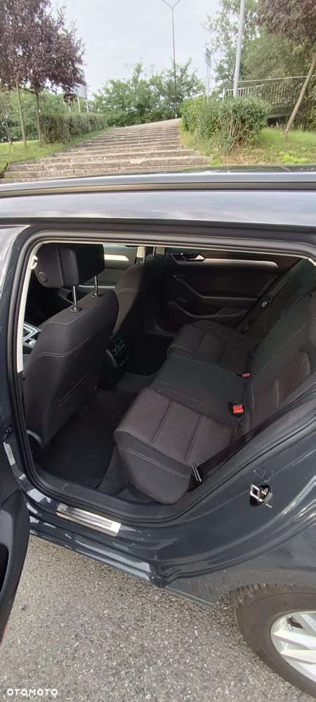 Volkswagen Passat 2.0 TDI BMT Comfortline DSG7 - 9
