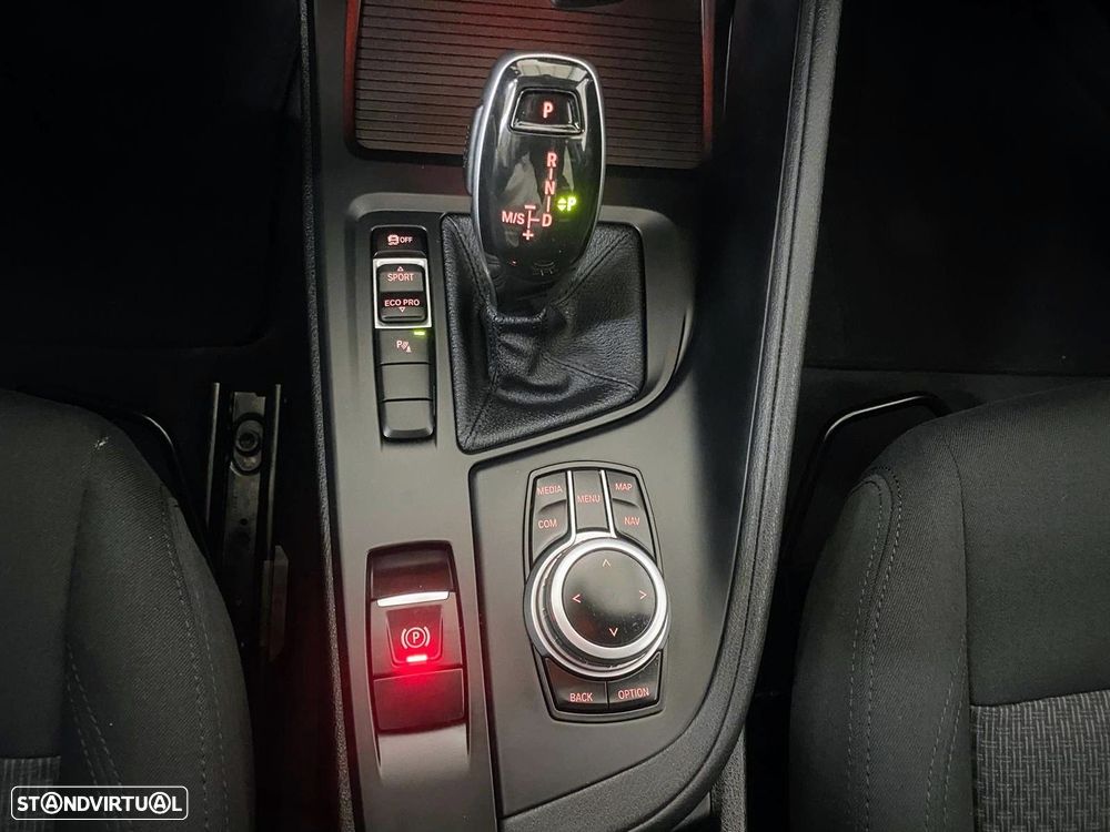 BMW X1 18 d sDrive Auto - 30