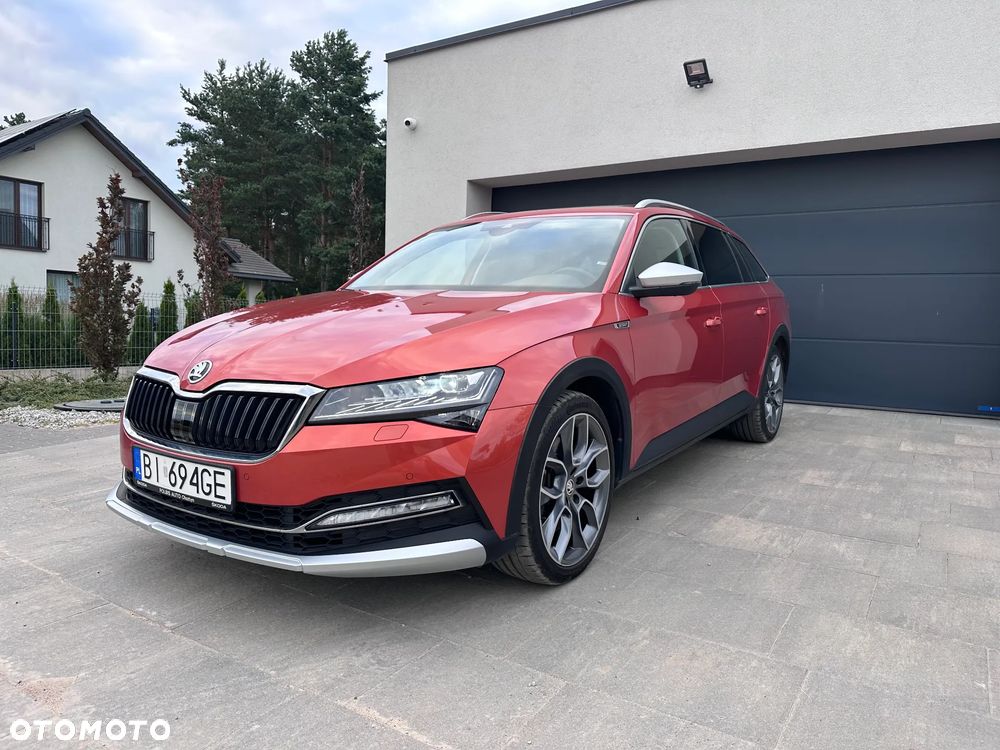 Skoda Superb 2.0 TSI 4x4 Scout DSG - 2
