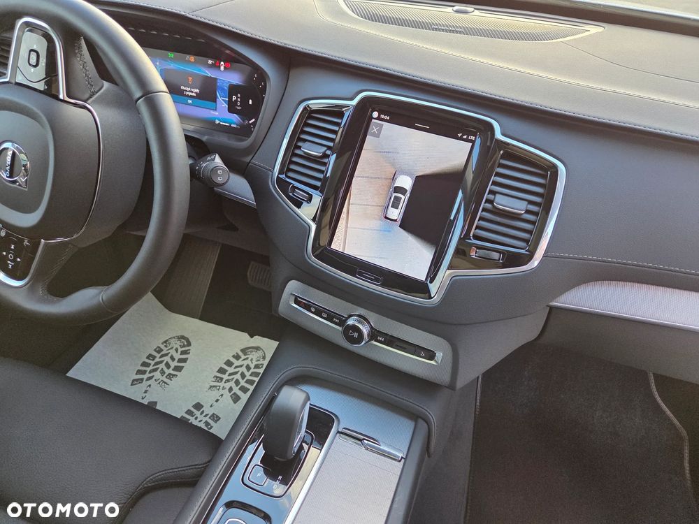 Volvo XC 90 B5 D AWD Plus Bright - 18