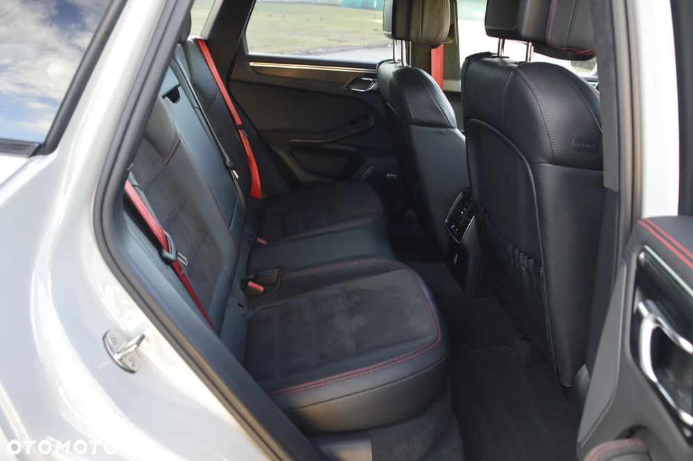 Porsche Macan GTS - 29