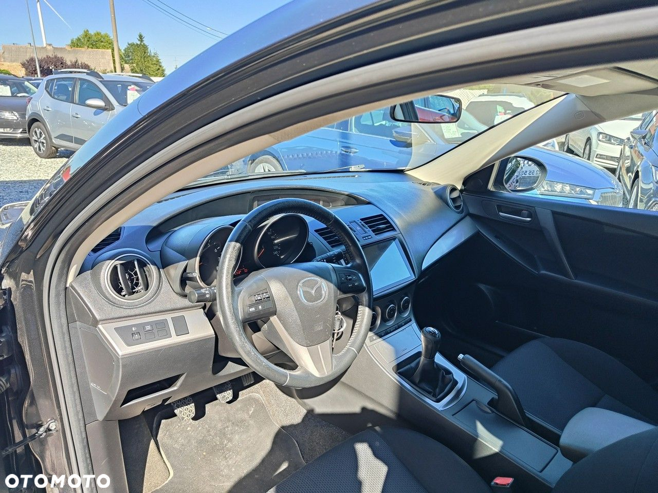 Mazda 3 - 8