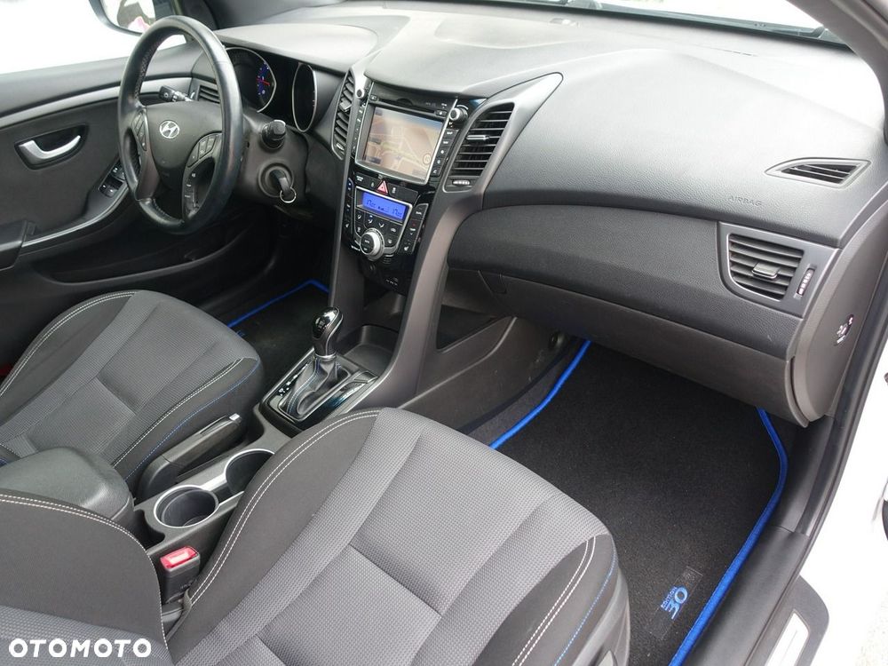 Hyundai i30 1.6 CRDI DCT Passion Plus - 23