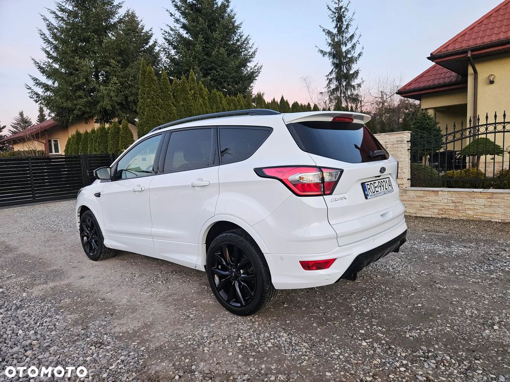 Ford Kuga - 8