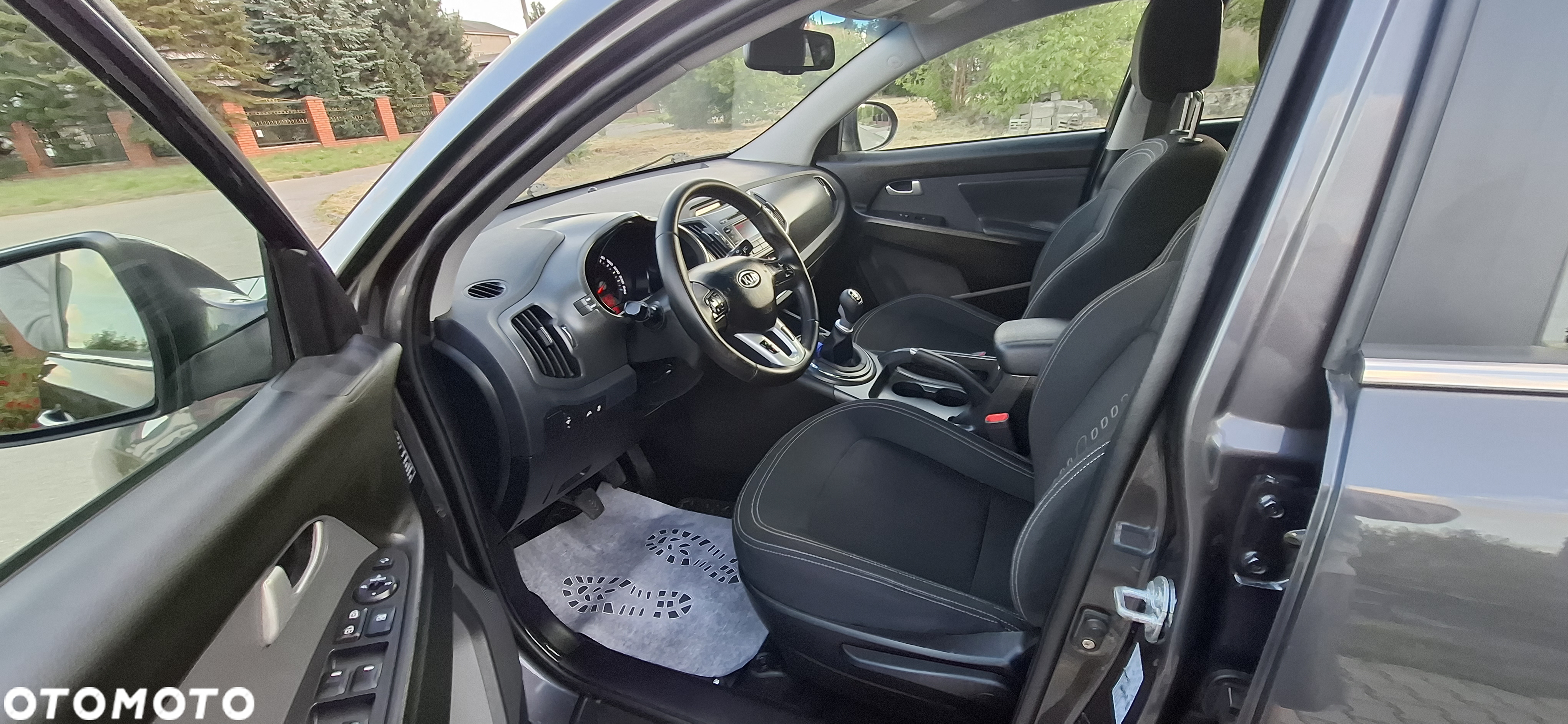 Kia Sportage 1.7 CRDI 2WD Dream-Team Edition - 11