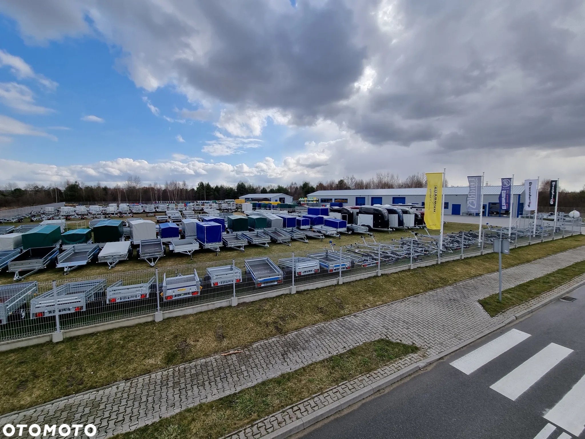 Debon Furgon C-300 PPL + drzwi boczne - 35