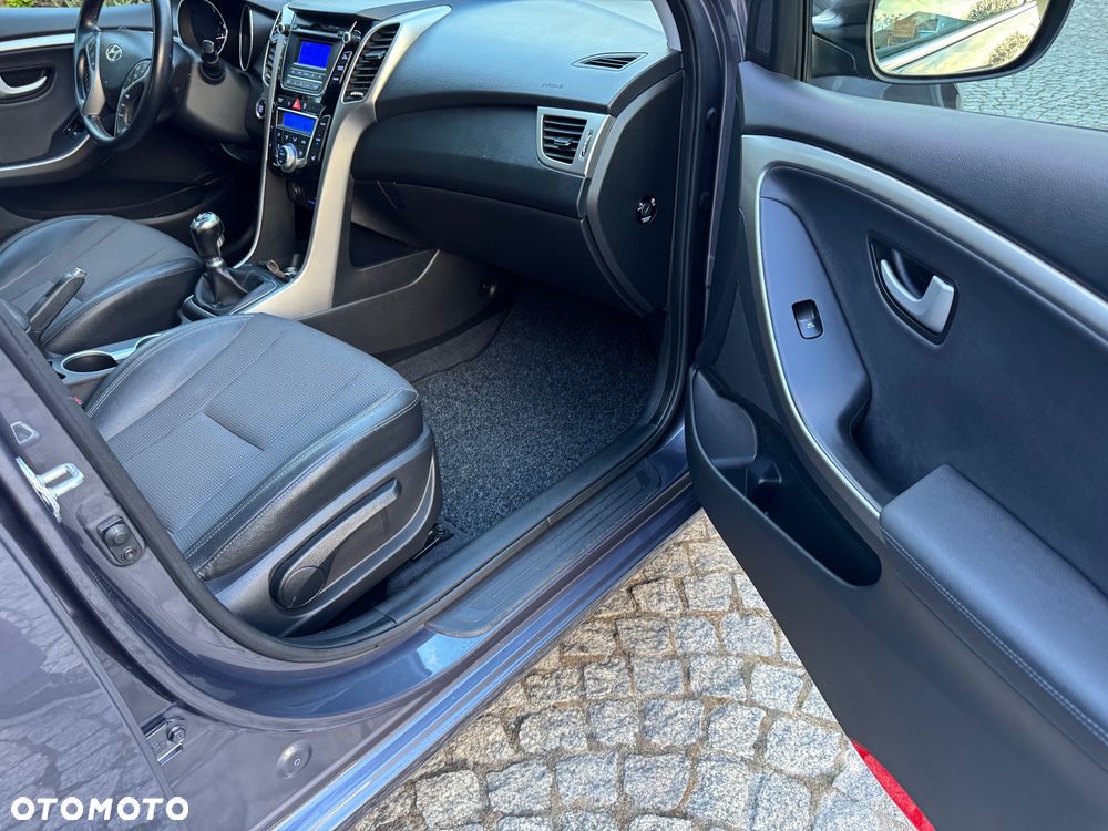Hyundai i30 blue 1.6 GDI Style - 22
