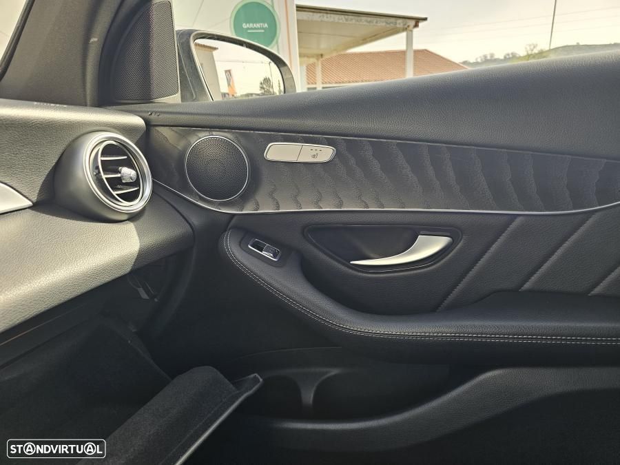 Mercedes-Benz GLC 300 de 4Matic - 30