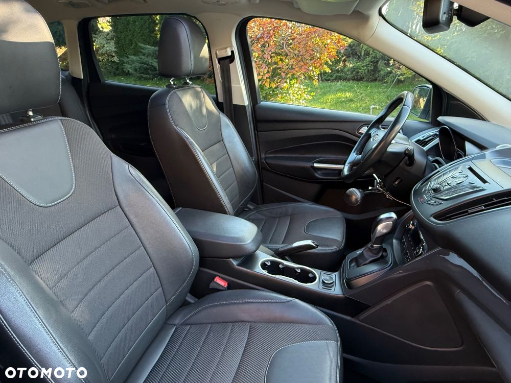Ford Kuga - 21