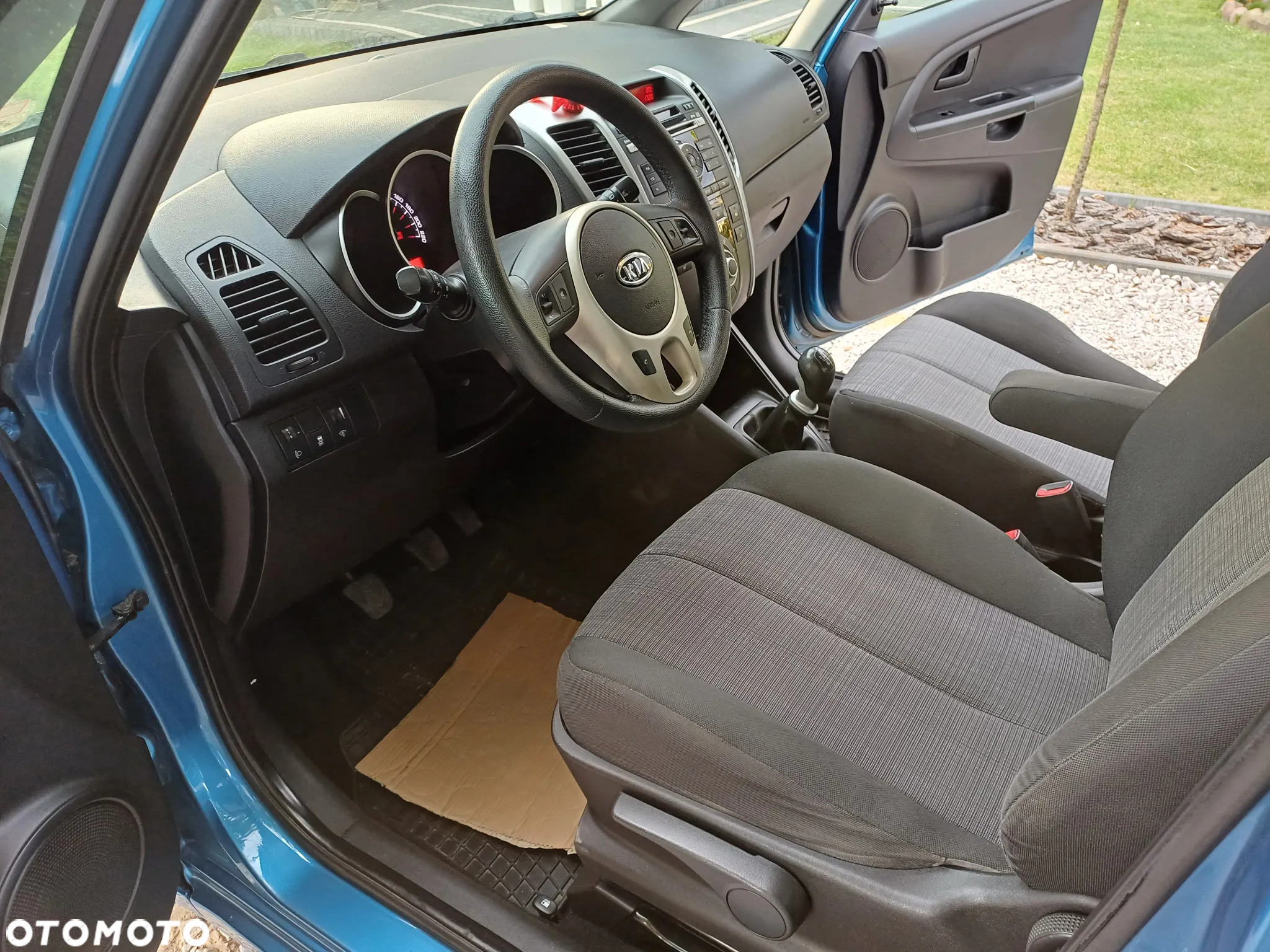 Kia Venga 1.4 L - 5